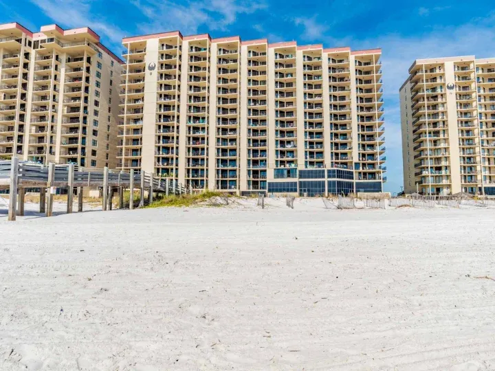 Phoenix III condos in Orange Beach